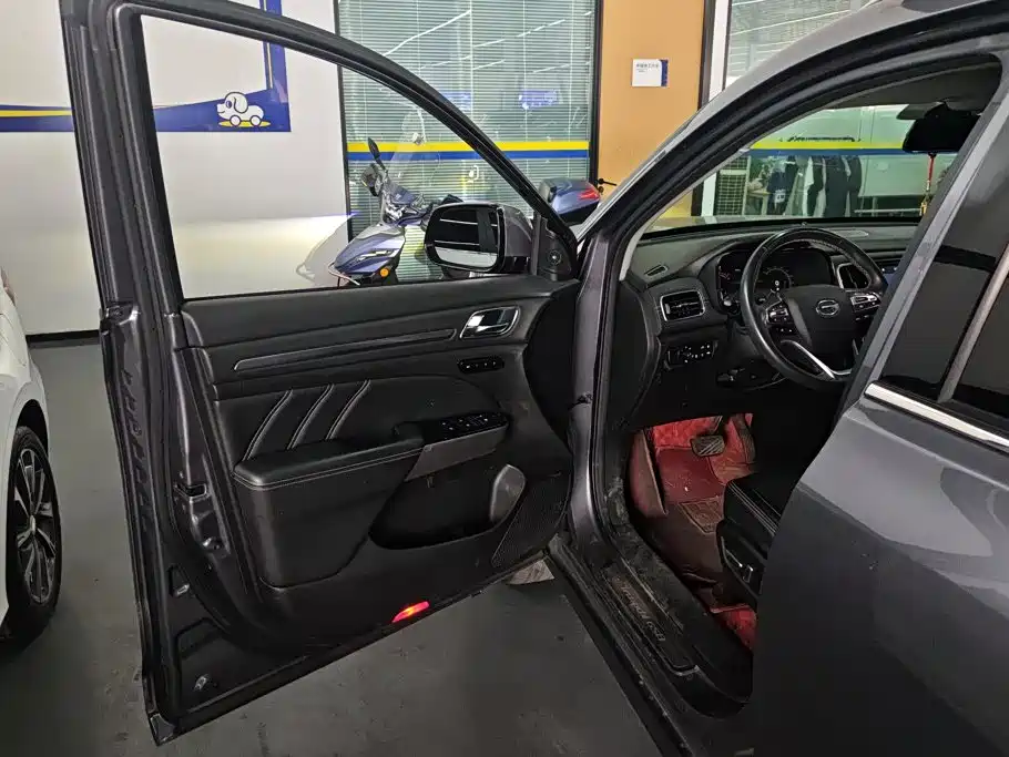 GAC Motor Trumpchi GS8 — миниатюра 7