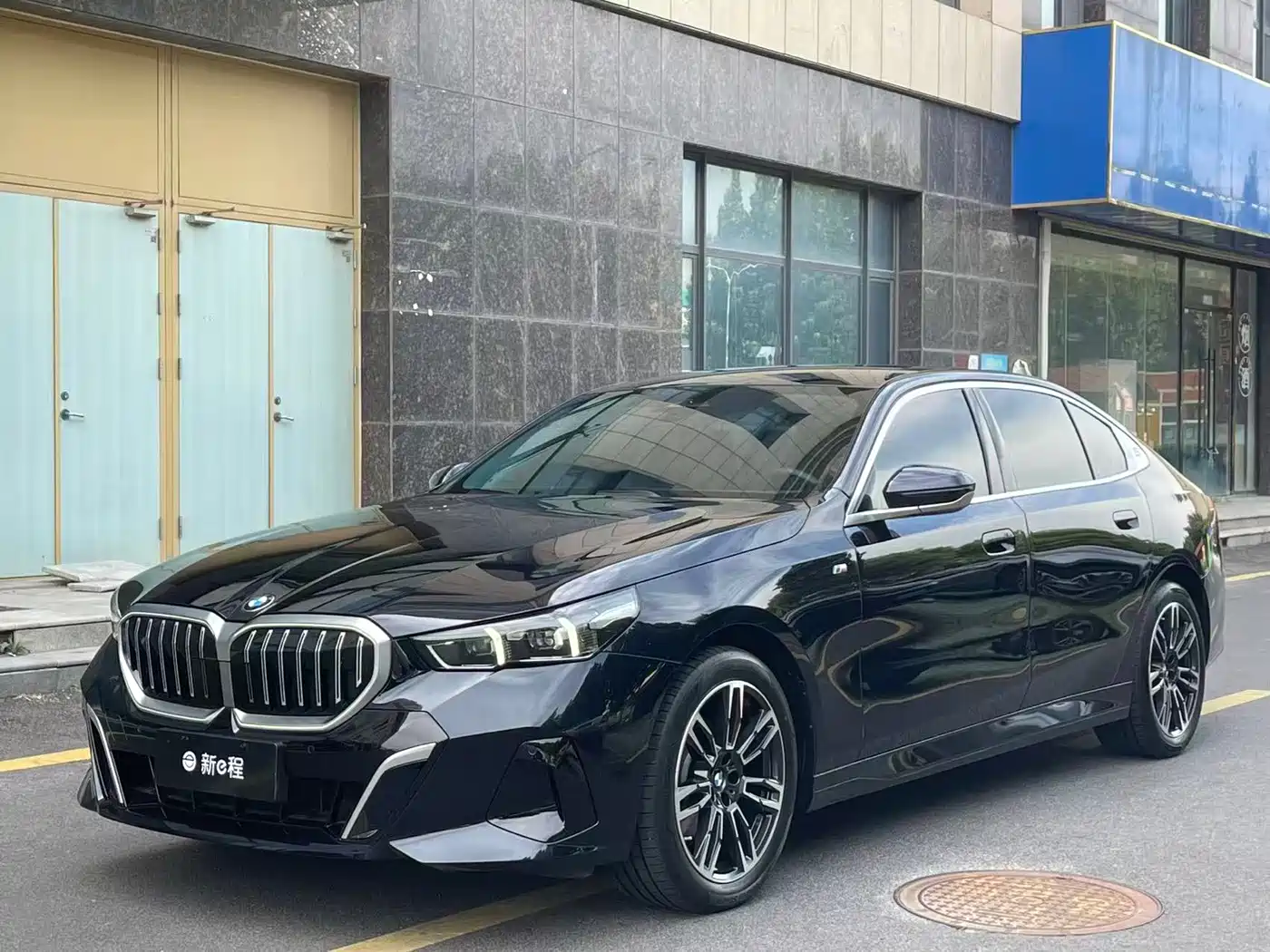 宝马5系 2025款 525Li M运动套装 2024