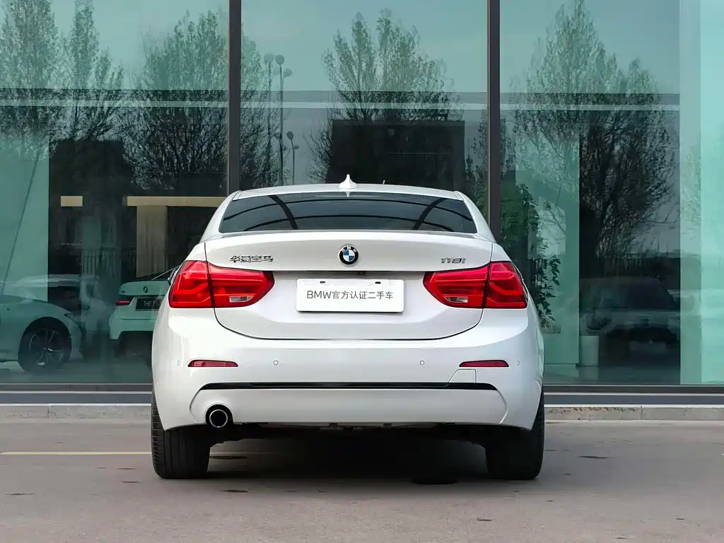 BMW 1 Series 1 2018 118i Sport