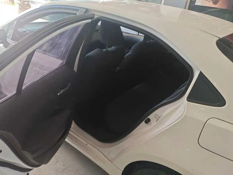 Toyota Corolla — миниатюра 7