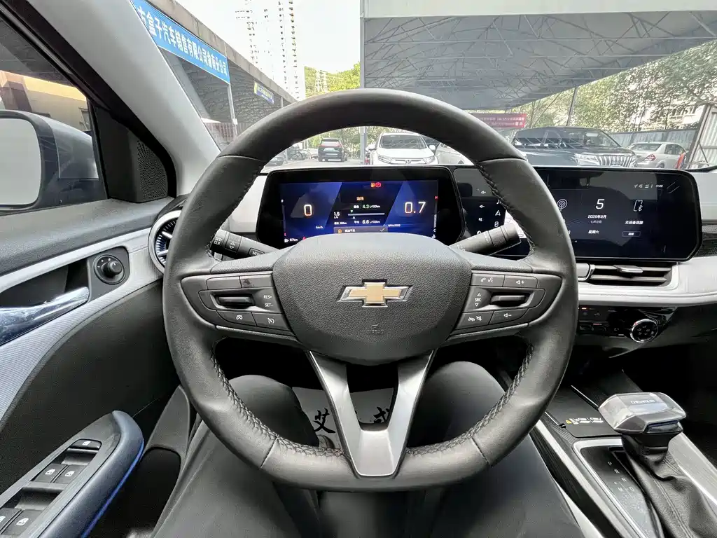 Chevrolet Monza - фото 17