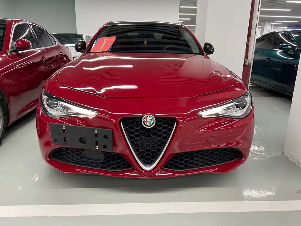Alfa Romeo Giulia — миниатюра 2