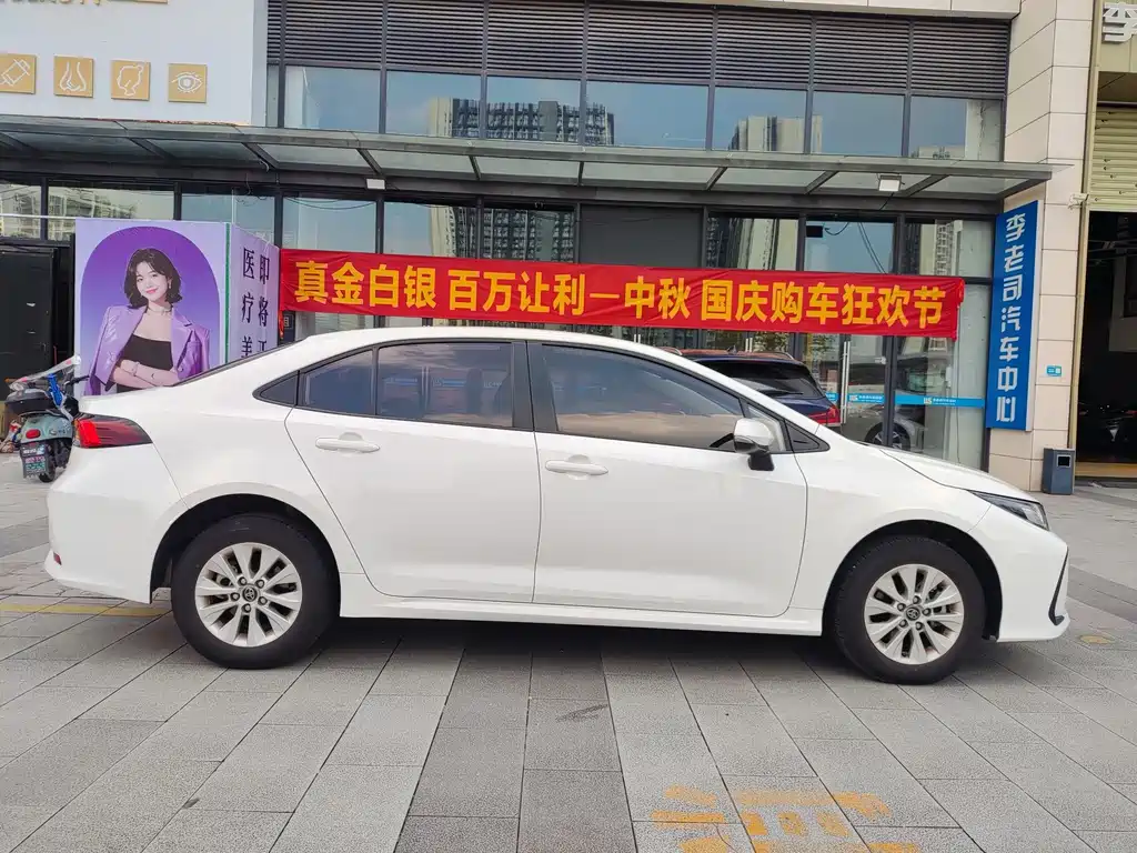 Toyota Corolla — миниатюра 4