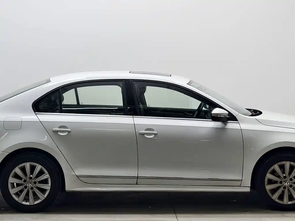 Volkswagen Sagitar — миниатюра 8