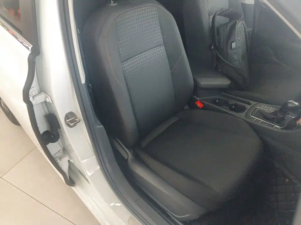 Volkswagen Bora EV — миниатюра 20
