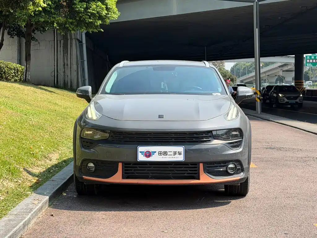 Lynk & Co 02 — миниатюра 2