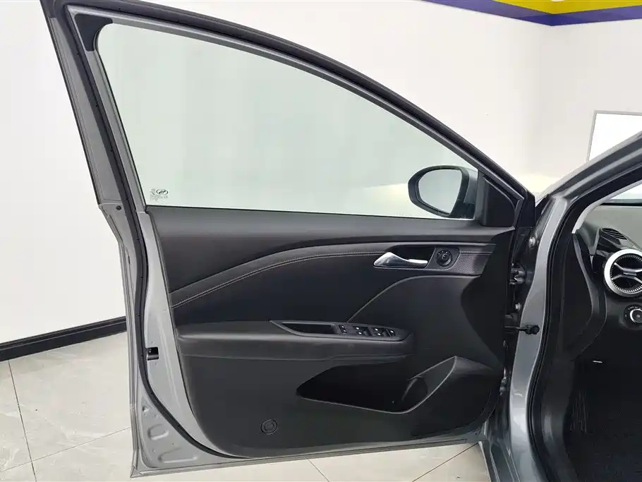 Chevrolet Monza 2024 1.5L DCT