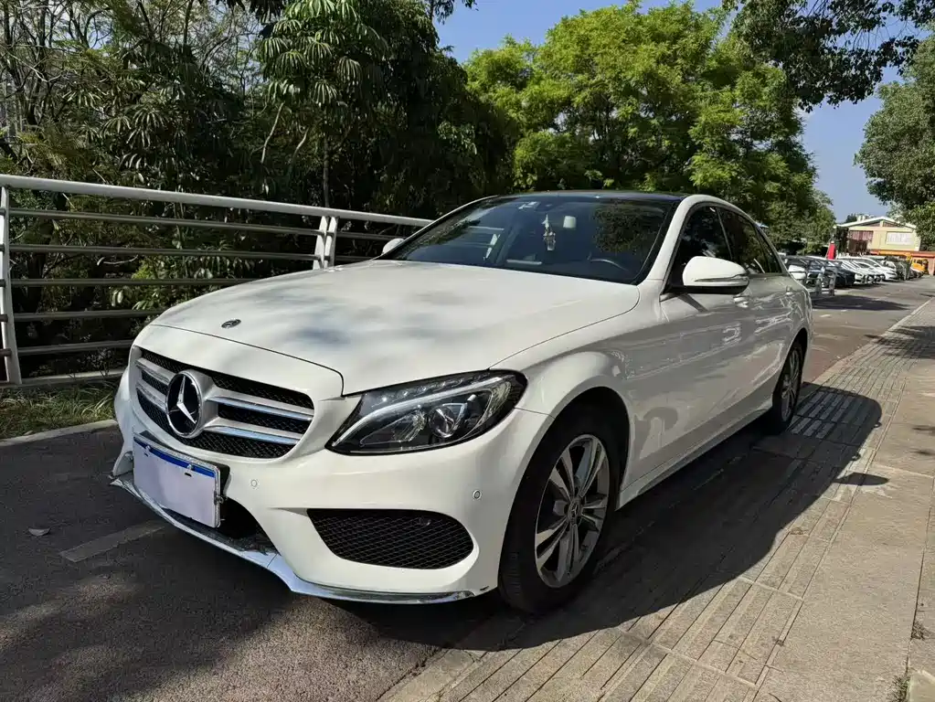 Mercedes-Benz C-Class 2018