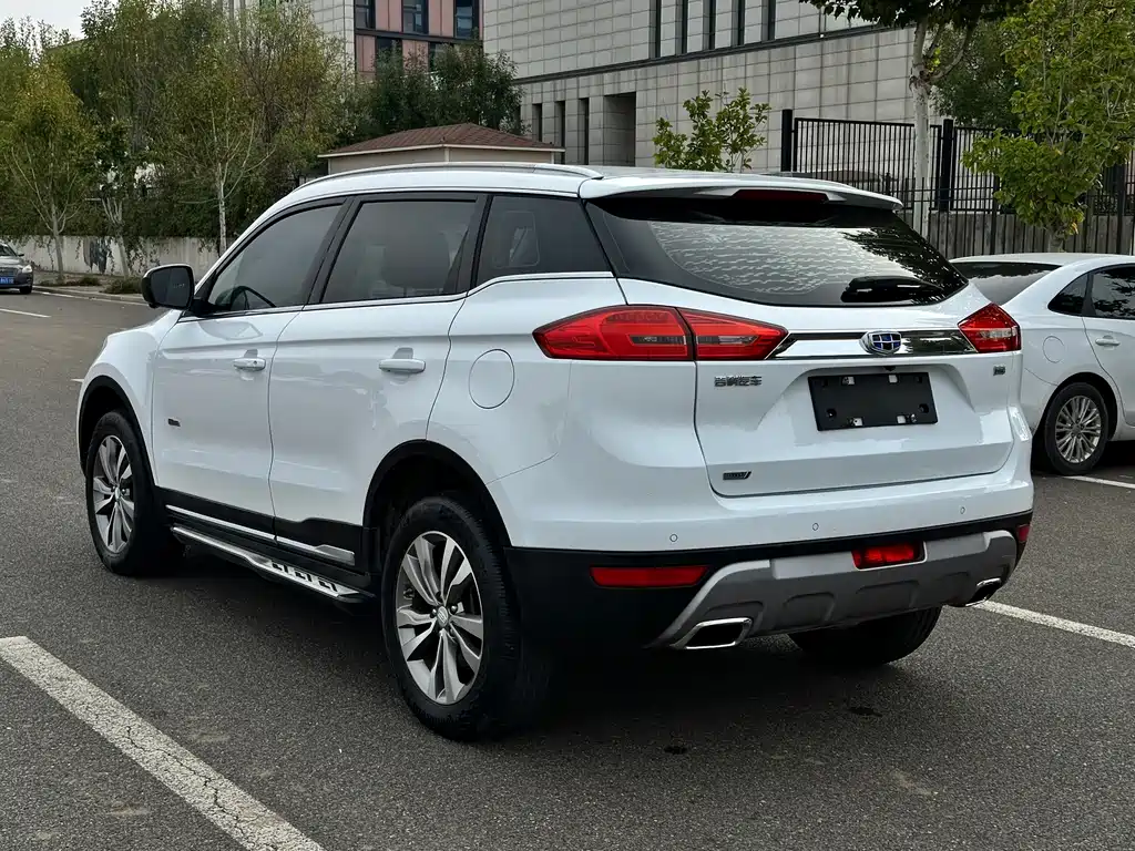 Geely Boyue — миниатюра 5
