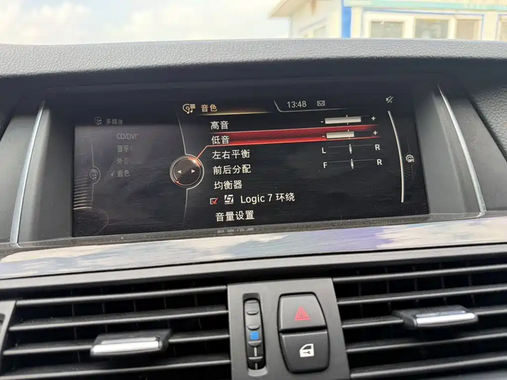 BMW 5 Series — миниатюра 16