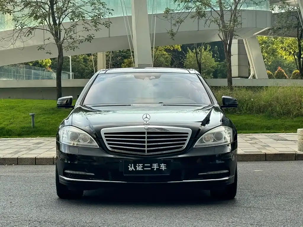 Mercedes-Benz S-Class — миниатюра 2
