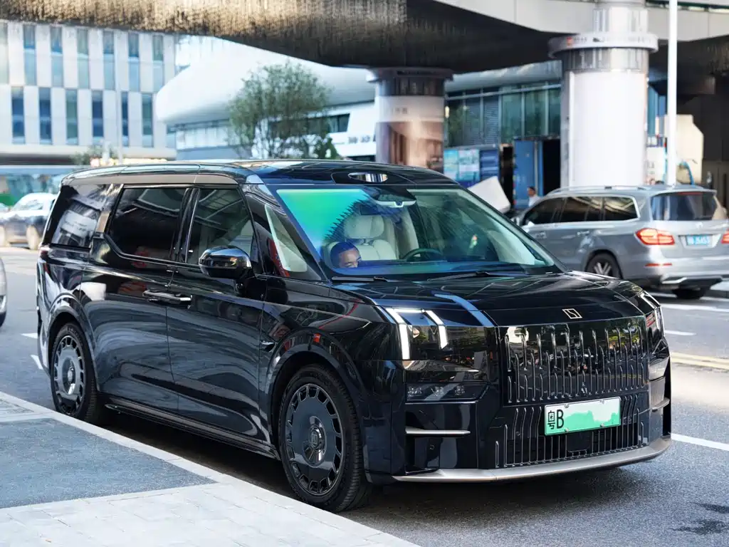 ZEEKR EXTREME KRYPTON 009