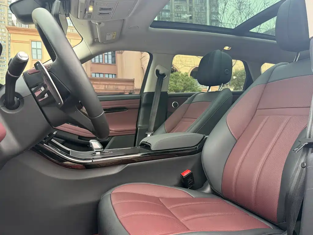 Land Rover Range Rover Evoque 2024 L SE
