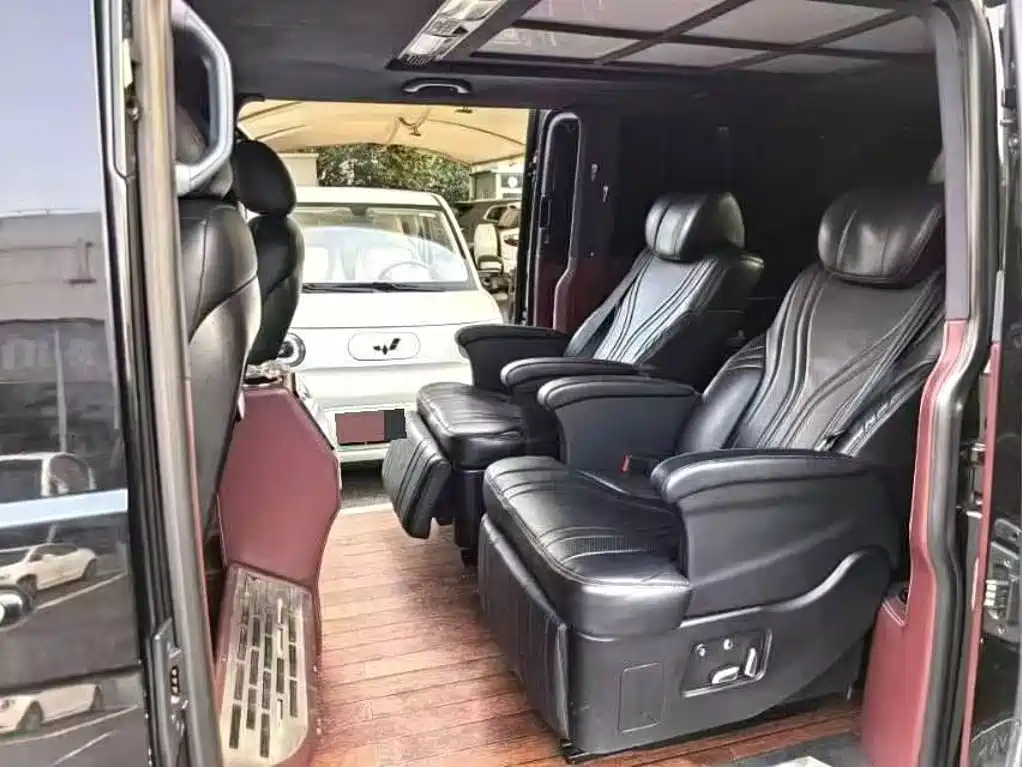 Volkswagen Multivan — миниатюра 3