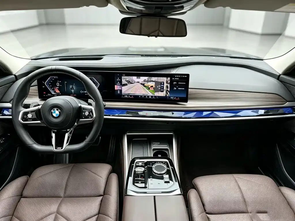 BMW 7 Series 7 2023 740Li Lead M Sport