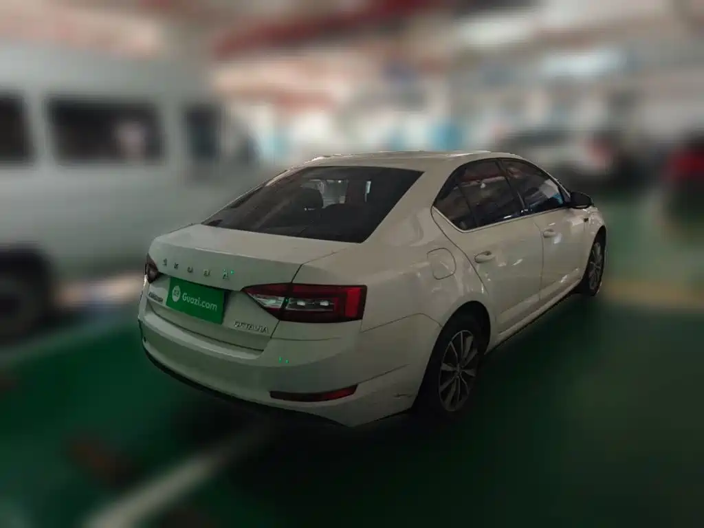 Skoda Octavia — миниатюра 4