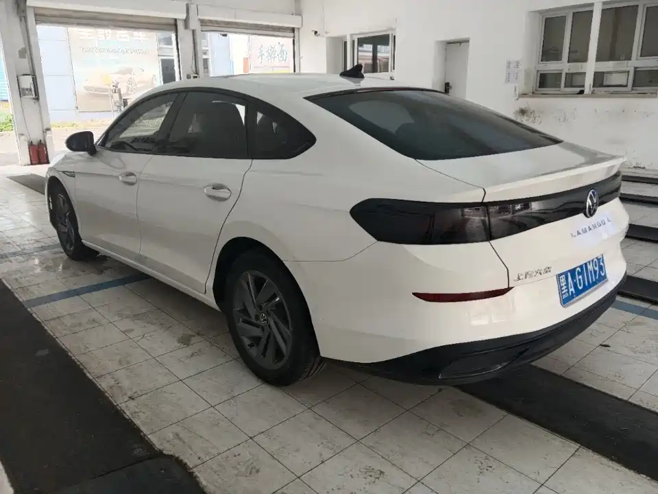 Volkswagen Lamando Lamando L 280TSI DSG Dazzle Hot Edition, фото 5