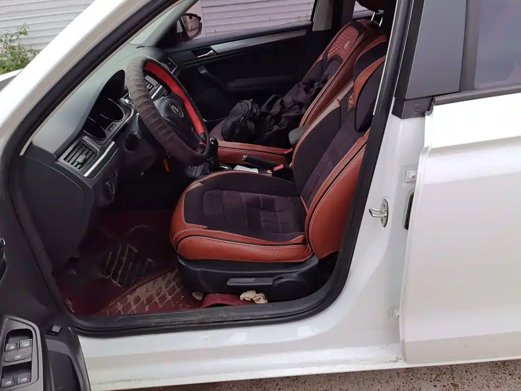 Volkswagen Bora — миниатюра 8
