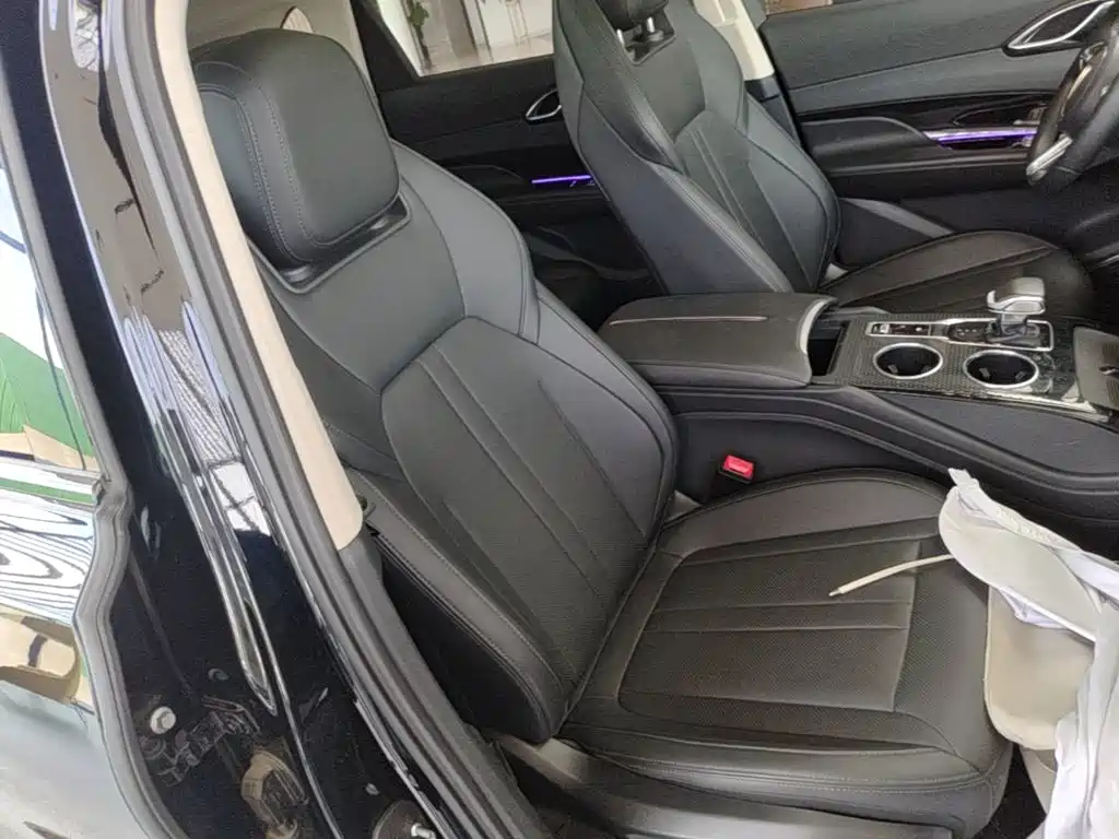 Hongqi Hongqi HS3 — миниатюра 25