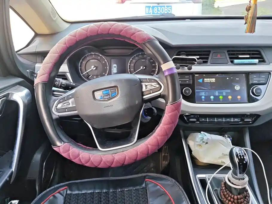 Geely Vision X3 — миниатюра 15