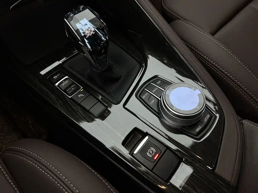 BMW X1 — миниатюра 9