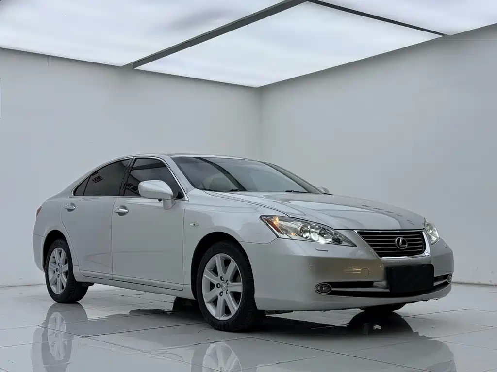 Lexus ES — миниатюра 3