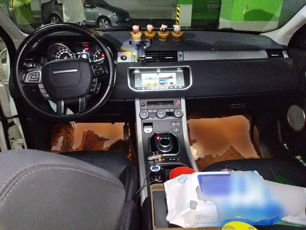 Land Rover Evoque — миниатюра 6
