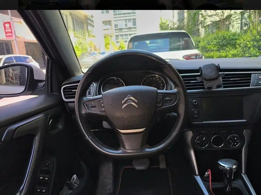 Citroen C3-XR — миниатюра 13