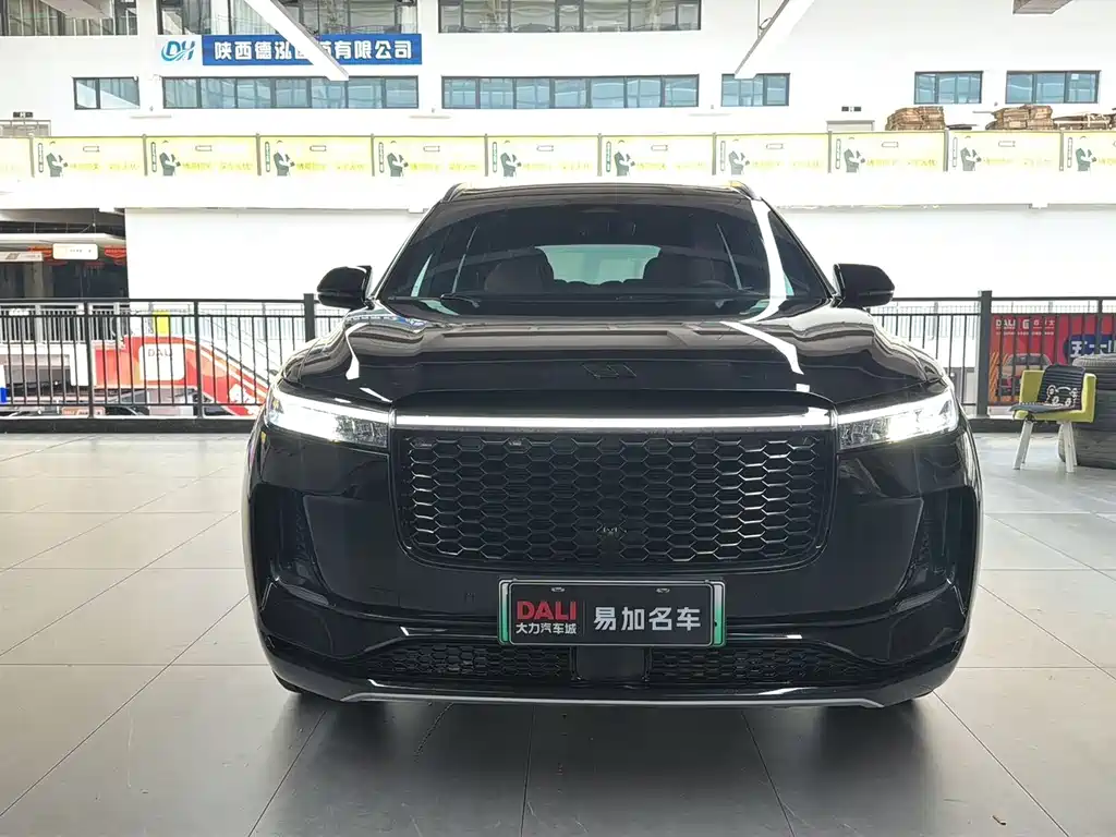 Li Auto ONE 2021 6 мест