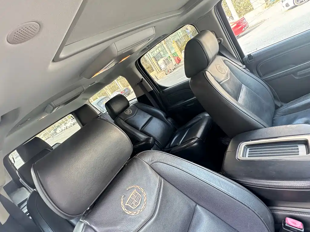 CADILLAC ESCALADE ESCALADE