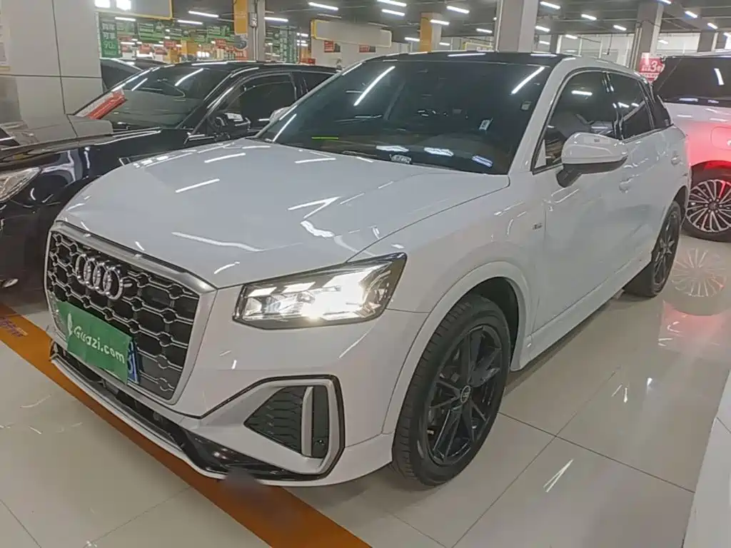 Audi Q2L — миниатюра 2