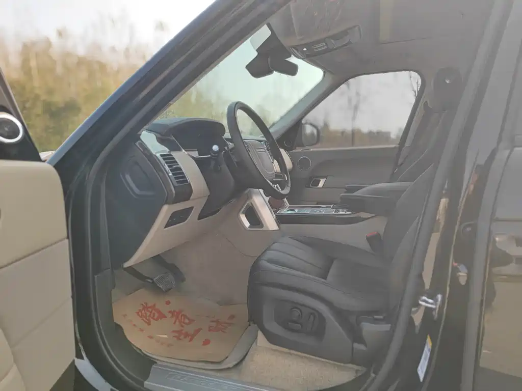 LAND ROVER RANGE ROVER