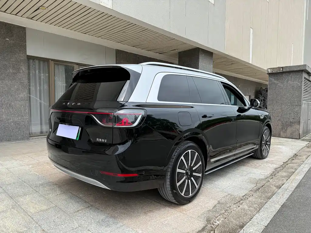 Aito M9 2024 Max 42kWh 6 мест