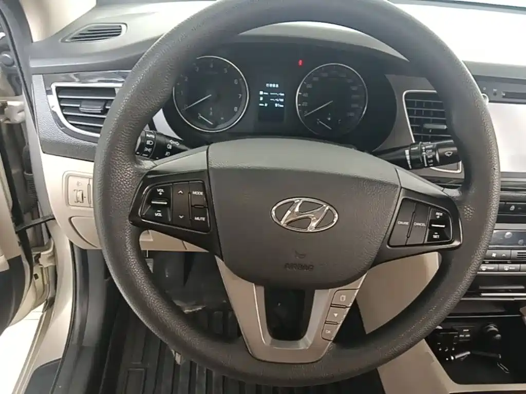 Hyundai Mistra — миниатюра 11