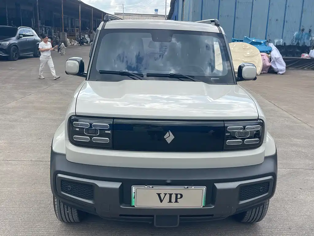Baojun Yueye — миниатюра 2