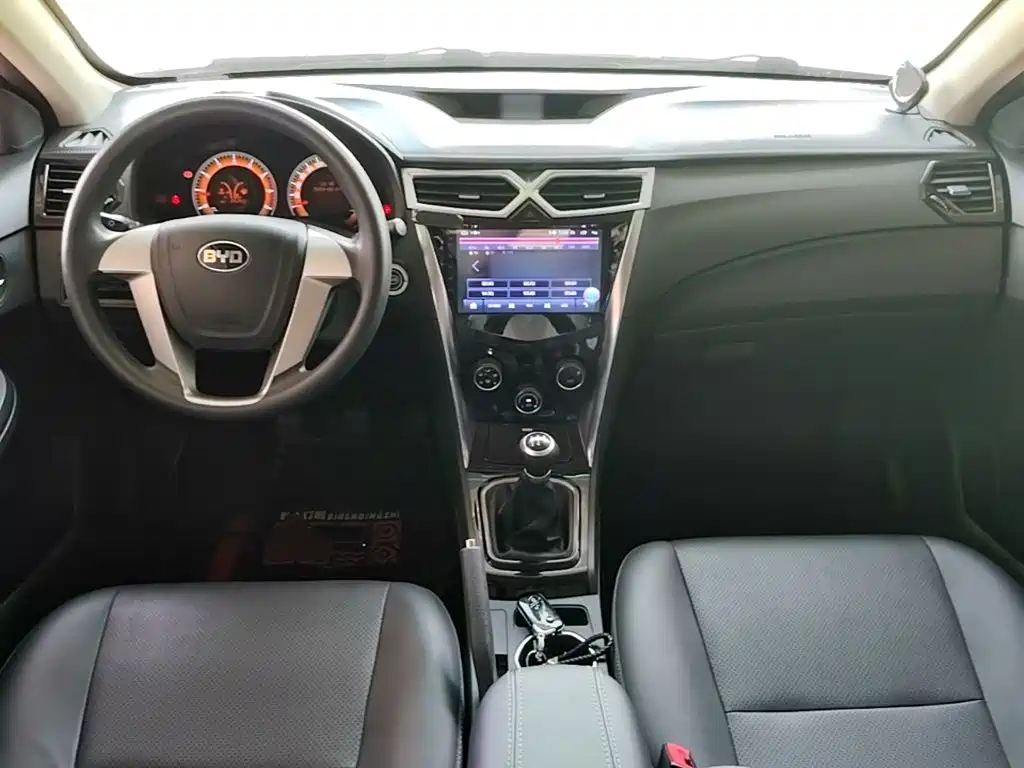 BYD F3 — миниатюра 10