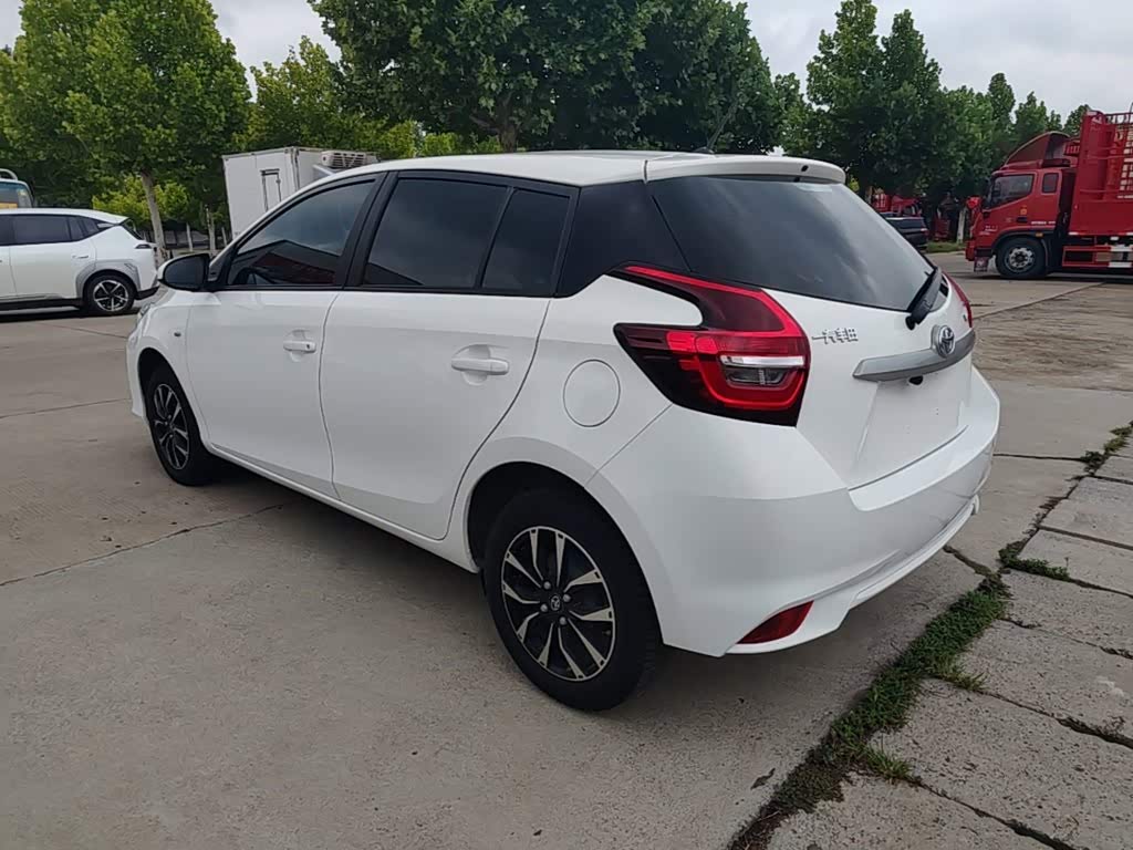 Toyota Vios FS 1.5 л 2022 г. Белый, пробег 37500 км