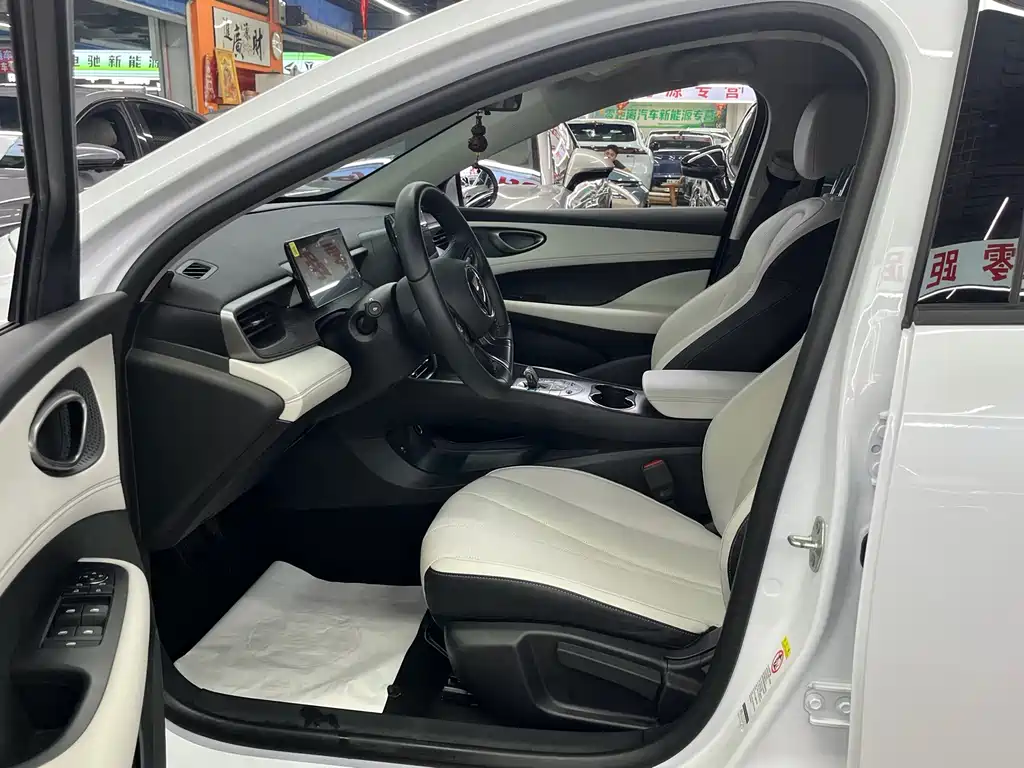 BYD Seal 05 DM-i — миниатюра 7