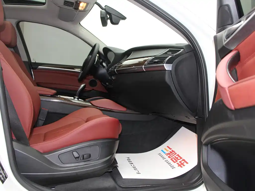 BMW X6 — миниатюра 10