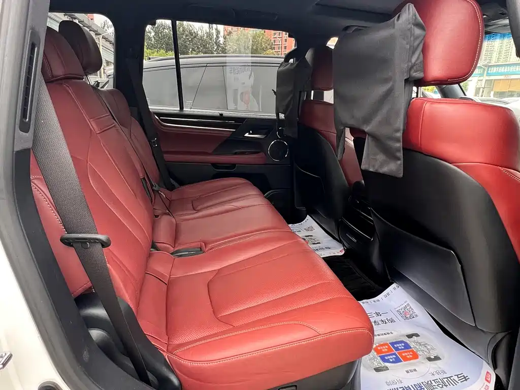 Lexus LX — миниатюра 12