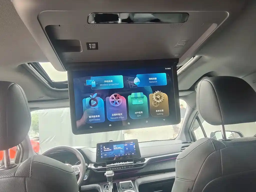 Toyota Sienna — миниатюра 14