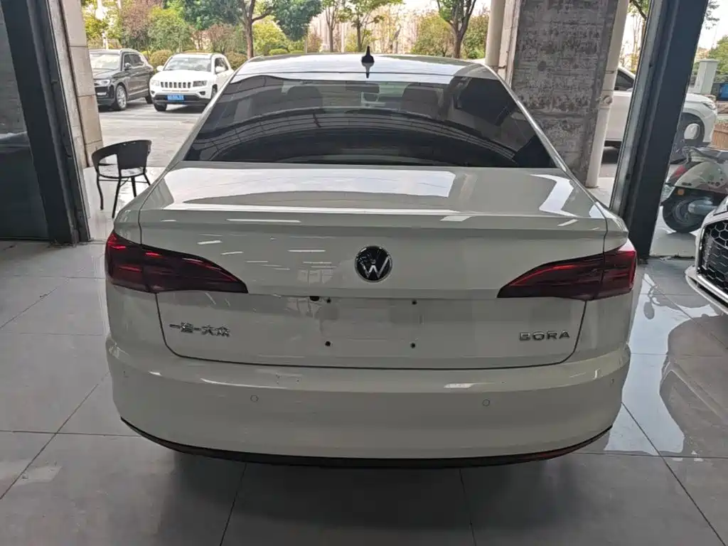 Volkswagen Bora — миниатюра 6