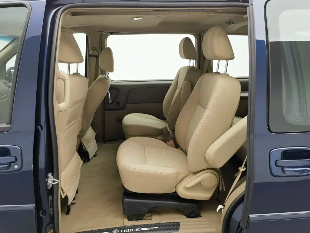 Buick GL8 — миниатюра 15