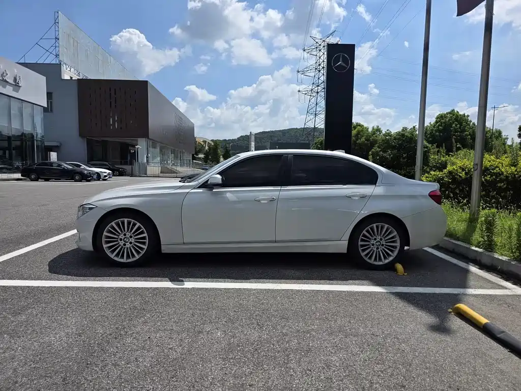 BMW 3 Series — миниатюра 3