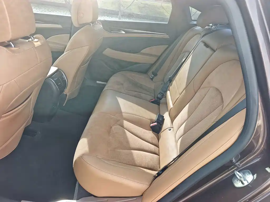 Buick LaCrosse — миниатюра 4