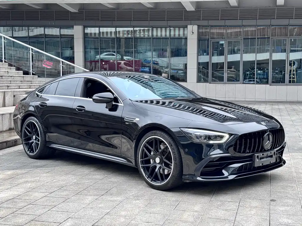MERCEDES-BENZ AMG GT