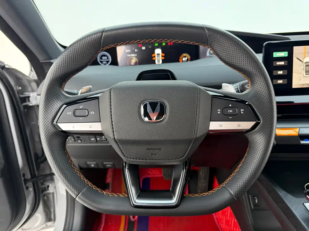 Changan UNI-V 1.5T Sport Edition, фото 7