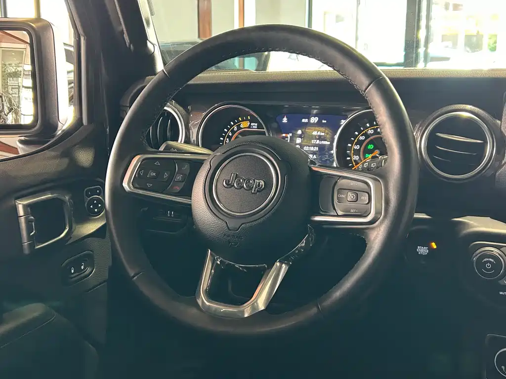 Jeep Wrangler — миниатюра 21