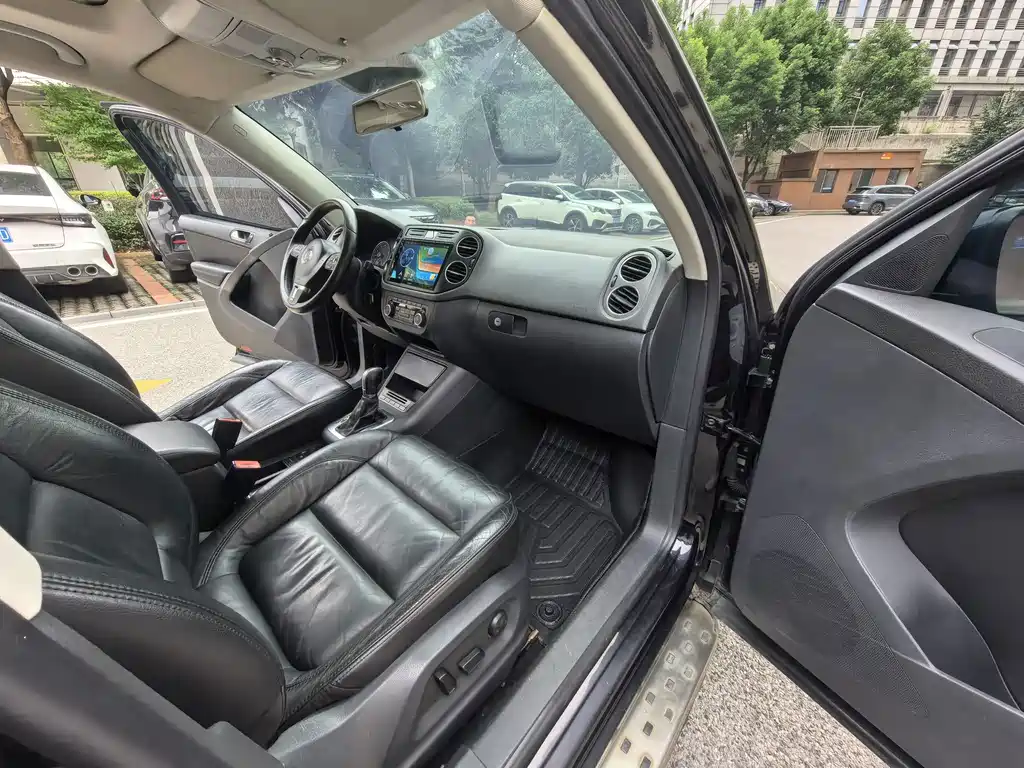 Volkswagen Tiguan — миниатюра 11