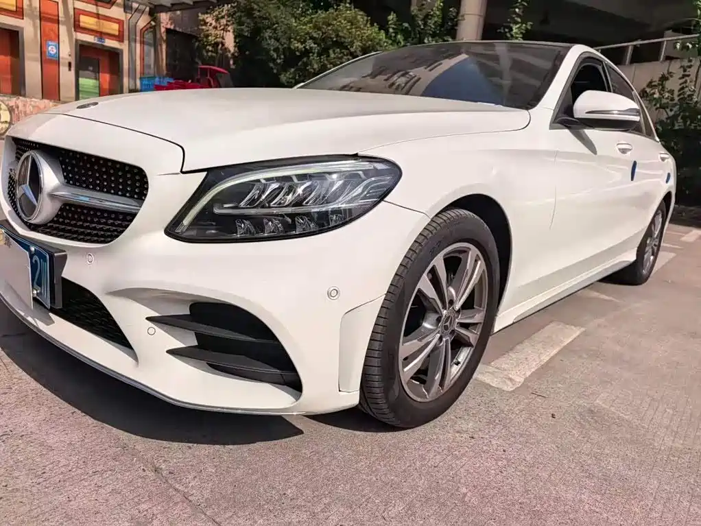 Mercedes-Benz C-Class — миниатюра 4
